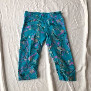 Teal blue kids leggings with colorful Splatters